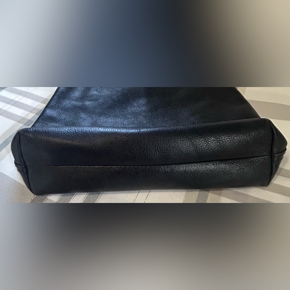 Madewell Black Leather Crossbody Tote - Picture 12 of 15